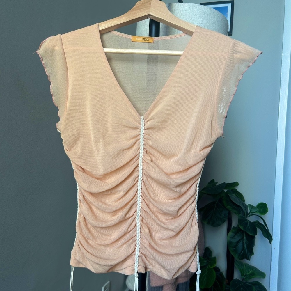 Mesh Ruffled Top - Peach/Light pink
